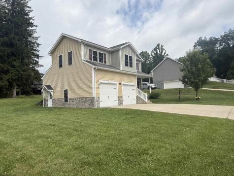 25 Augusta Pines Drive Fairmont WV 26554