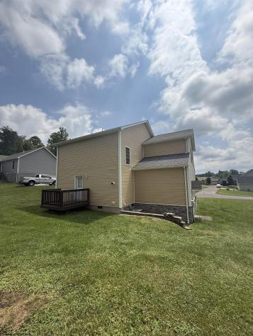 25 Augusta Pines Drive Fairmont WV 26554