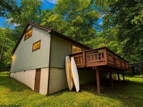 596 Hemlock Circle Terra Alta WV 26764