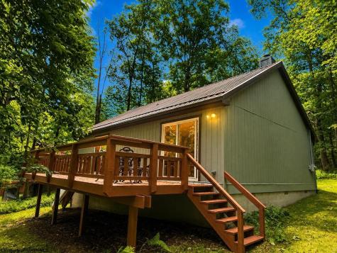 596 Hemlock Circle Terra Alta WV 26764