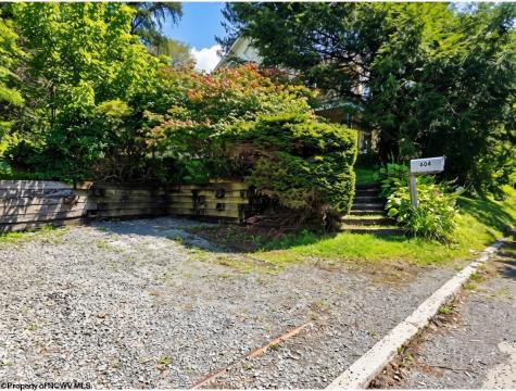 604 W High Street Terra Alta WV 26764