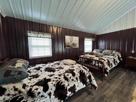 35 Mcintyre Road Center Point WV 26339