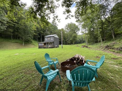 35 Mcintyre Road Center Point WV 26339