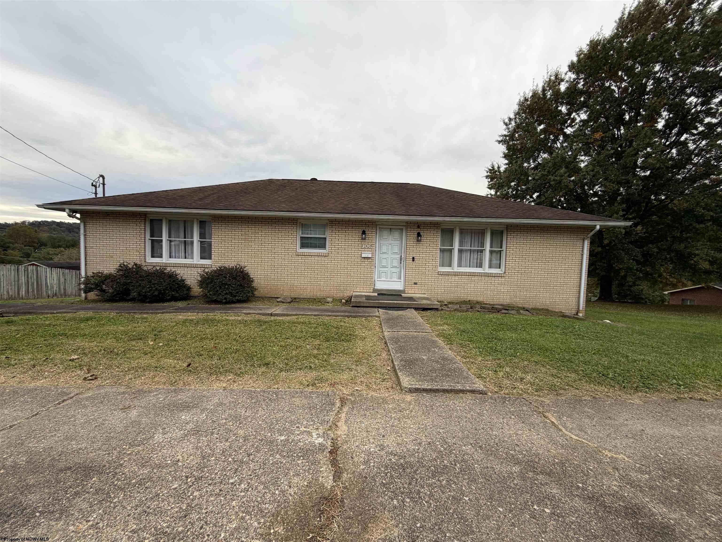 306 Lowther Street Clarksburg WV 26330