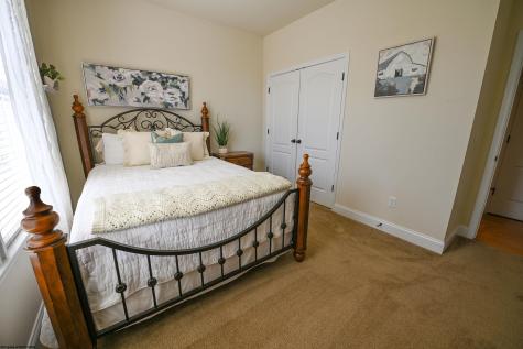 29 Woodbury Drive Fairmont WV 26554