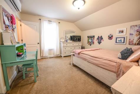 29 Woodbury Drive Fairmont WV 26554