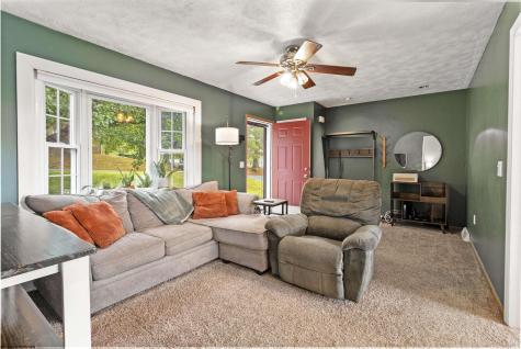 124 Stratford Drive Bridgeport WV 26330