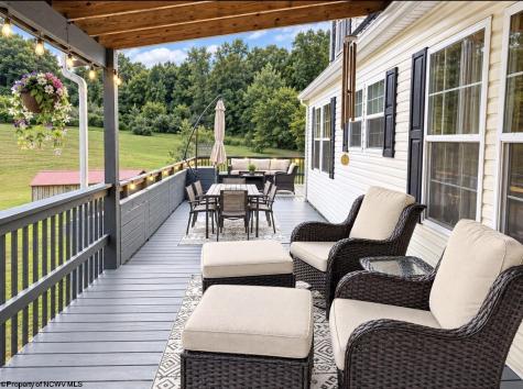 445 Poplar Street Jane Lew WV 26378