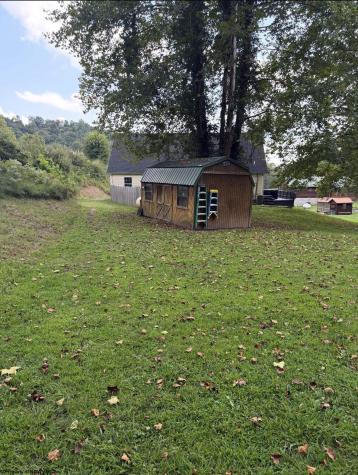 445 Poplar Street Jane Lew WV 26378