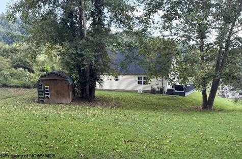445 Poplar Street Jane Lew WV 26378