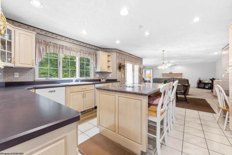 2016 White Oak Drive Morgantown WV 26505