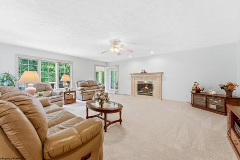 2016 White Oak Drive Morgantown WV 26505