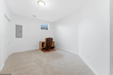 2016 White Oak Drive Morgantown WV 26505