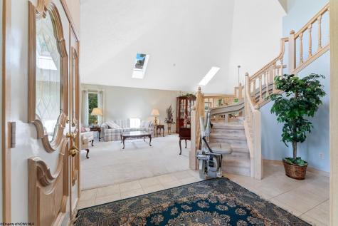 2016 White Oak Drive Morgantown WV 26505