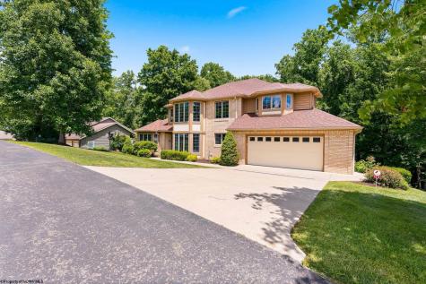 2016 White Oak Drive Morgantown WV 26505
