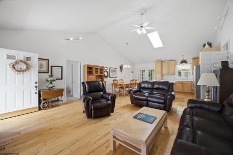 10 Clearview Lane Beverly WV 26253