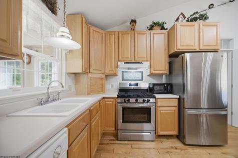 10 Clearview Lane Beverly WV 26253
