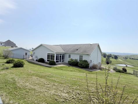 309 Sunrise Ridge Drive Reedsville WV 26547