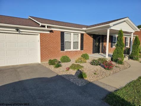 124 Fairlawn Drive Buckhannon WV 26201