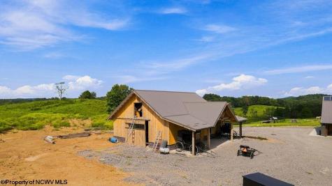 9421 Morgantown Pike Philippi WV 26416