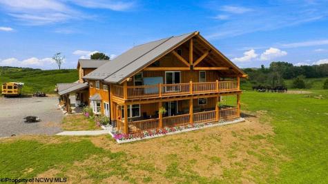 9421 Morgantown Pike Philippi WV 26416