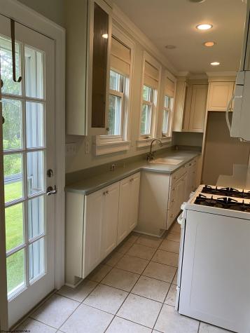 28 Central Avenue Buckhannon WV 26201-4033