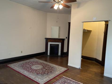 28 Central Avenue Buckhannon WV 26201-4033