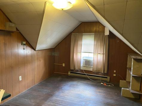 28 Central Avenue Buckhannon WV 26201-4033