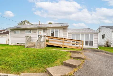 208 W Hillcrest Avenue Morgantown WV 26501