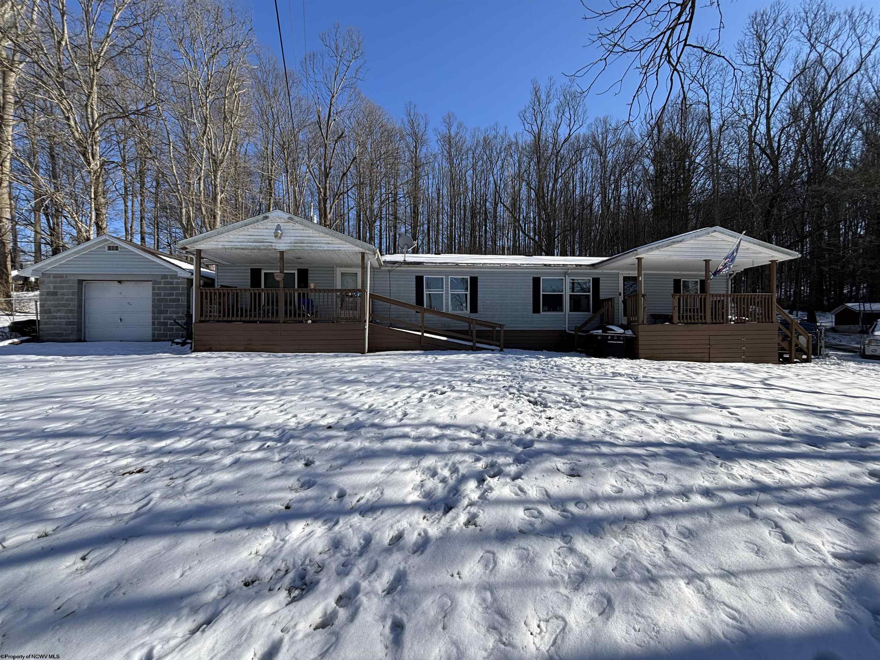 29 Redfern Road Lost Creek WV 26385-7059