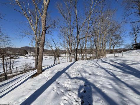 29 Redfern Road Lost Creek WV 26385-7059