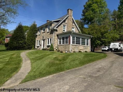 6 Jo Harry Drive Fairmont WV 26554