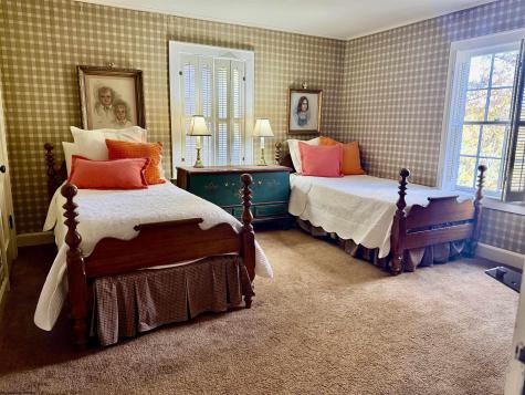 910 8th Street Fairmont WV 26554