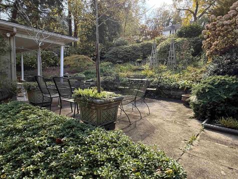 910 8th Street Fairmont WV 26554