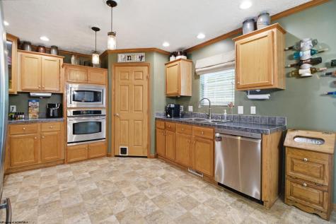 850 Oak Street Anmoore WV 26323