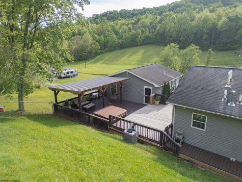 850 Oak Street Anmoore WV 26323