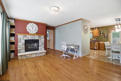 850 Oak Street Anmoore WV 26323