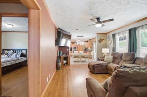 850 Oak Street Anmoore WV 26323