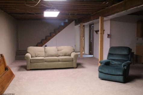 91 Imperial Woods Drive Kingwood WV 26537