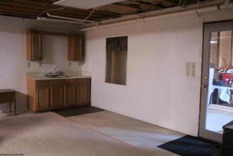 91 Imperial Woods Drive Kingwood WV 26537