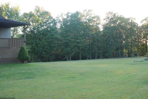 91 Imperial Woods Drive Kingwood WV 26537