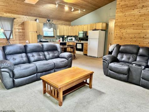 91 Imperial Woods Drive Kingwood WV 26537