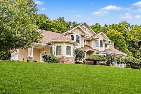 6011 Woodlands Bluff Road Morgantown WV 26508