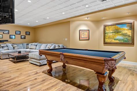 6011 Woodlands Bluff Road Morgantown WV 26508