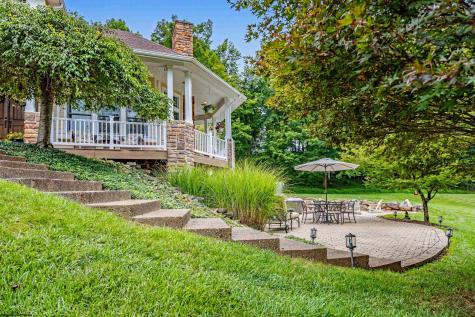 6011 Woodlands Bluff Road Morgantown WV 26508