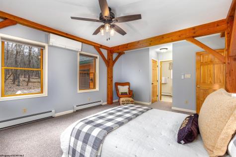 112 Sorrel Court Terra Alta WV 26764
