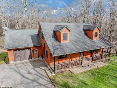 112 Sorrel Court Terra Alta WV 26764