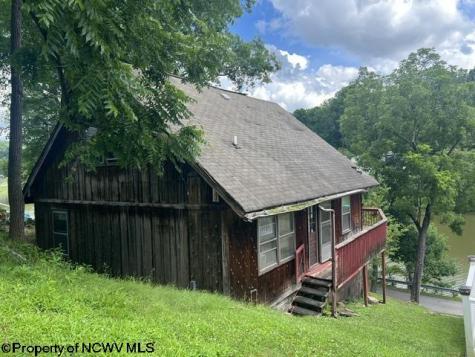 564 Maple Lake Road Bridgeport WV 26330
