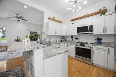 152 Oakwood Circle Bridgeport WV 26330