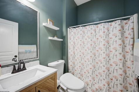 152 Oakwood Circle Bridgeport WV 26330